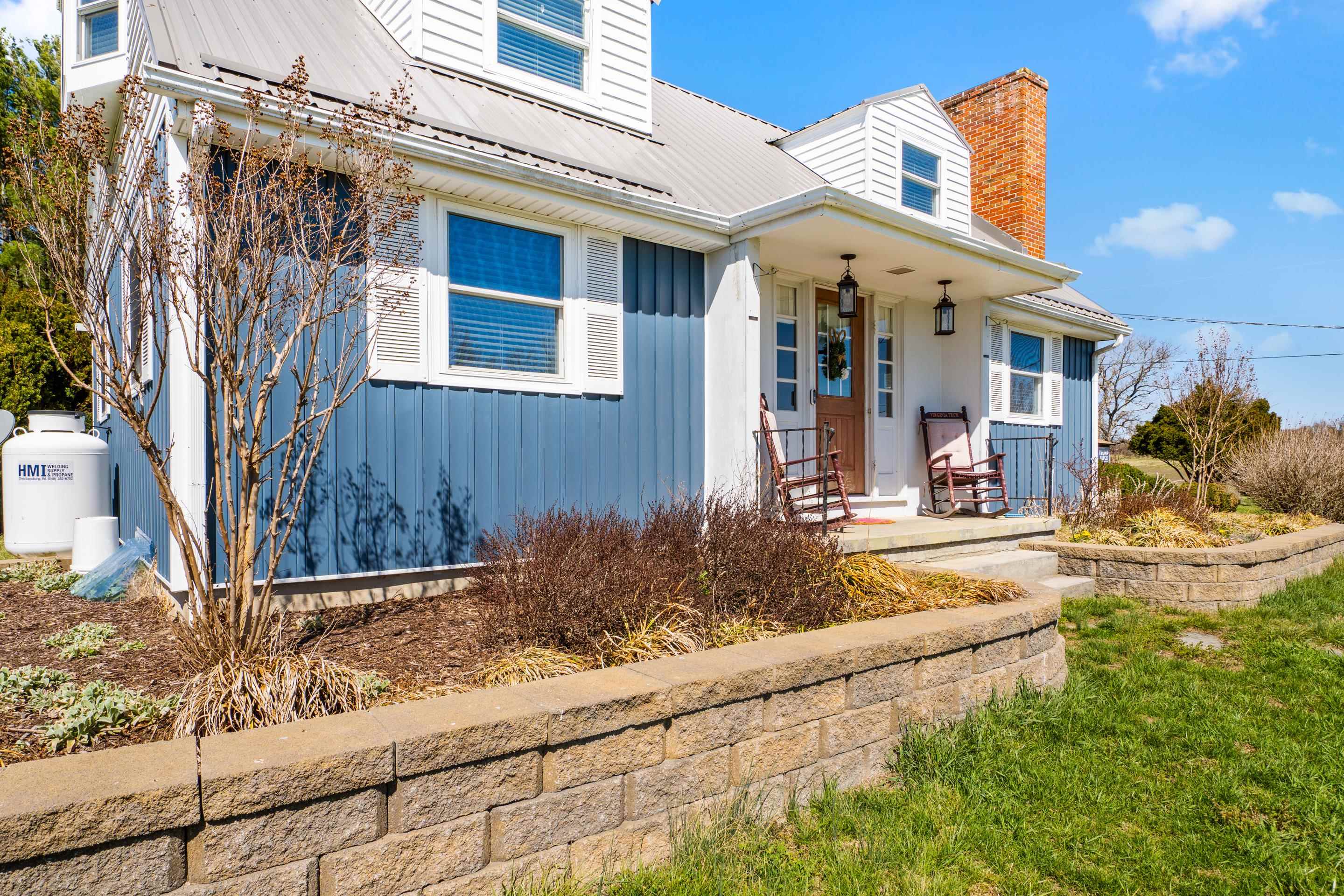 1636 Union Valley Road Riner, VA 24149 - Photo 4 of 60 Gallery Image 4