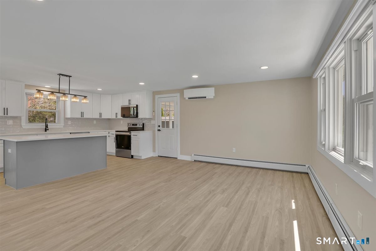 3 Marble Road Enfield, CT 06082 - Photo 11 of 40