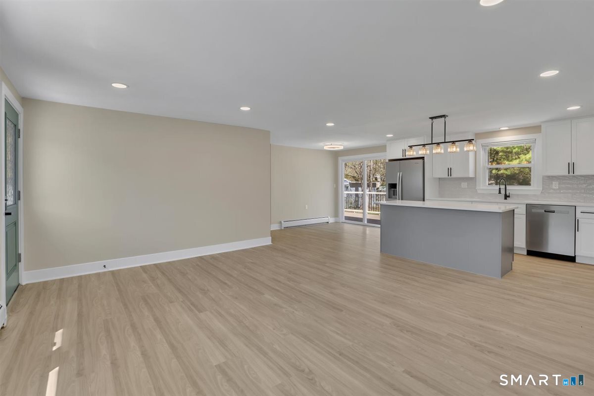 3 Marble Road Enfield, CT 06082 - Photo 12 of 40