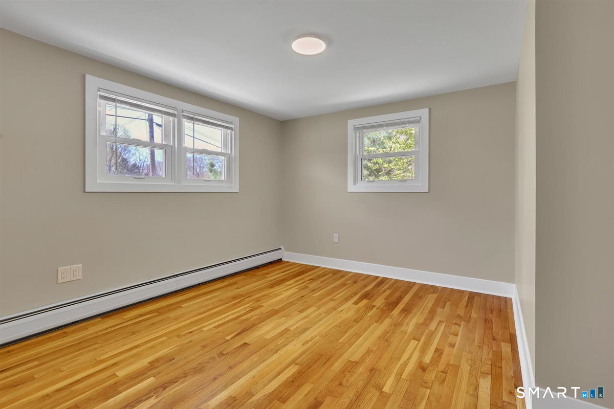 3 Marble Road Enfield, CT 06082 - Photo 22 of 40