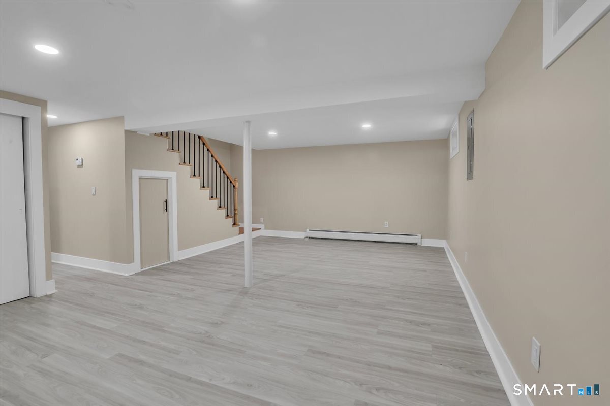 3 Marble Road Enfield, CT 06082 - Photo 29 of 40