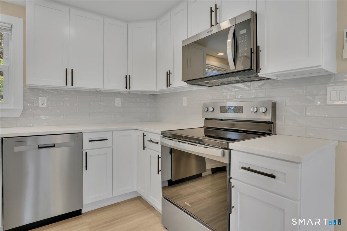 3 Marble Road Enfield, CT 06082 - Photo 8 of 40