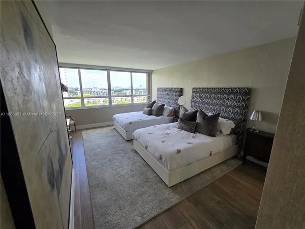 $5,550 | 11113 Biscayne Boulevard, Unit 854, Miami, FL 33181
