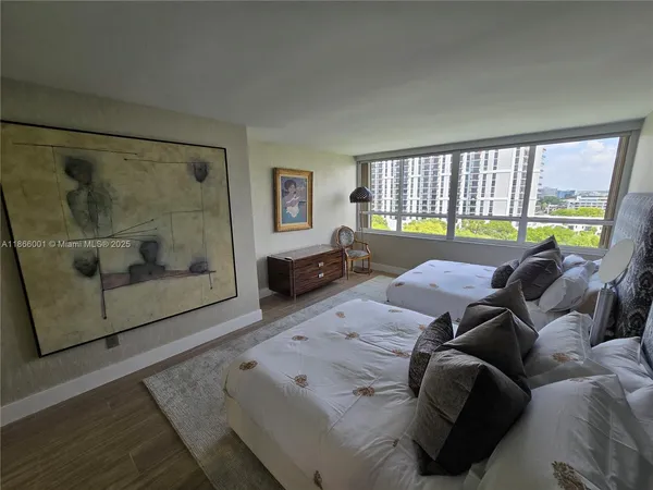 $5,500 | 11113 Biscayne Boulevard, Unit 854, Miami, FL 33181