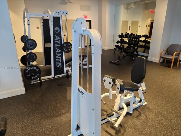 $5,550 | 11113 Biscayne Boulevard, Unit 854, Miami, FL 33181