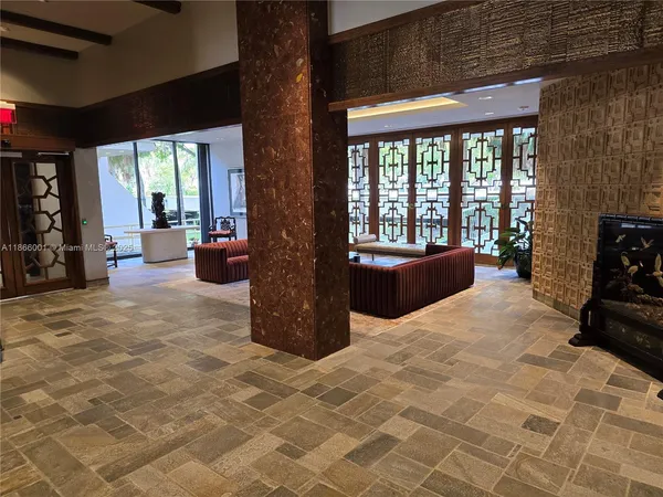 $5,550 | 11113 Biscayne Boulevard, Unit 854, Miami, FL 33181