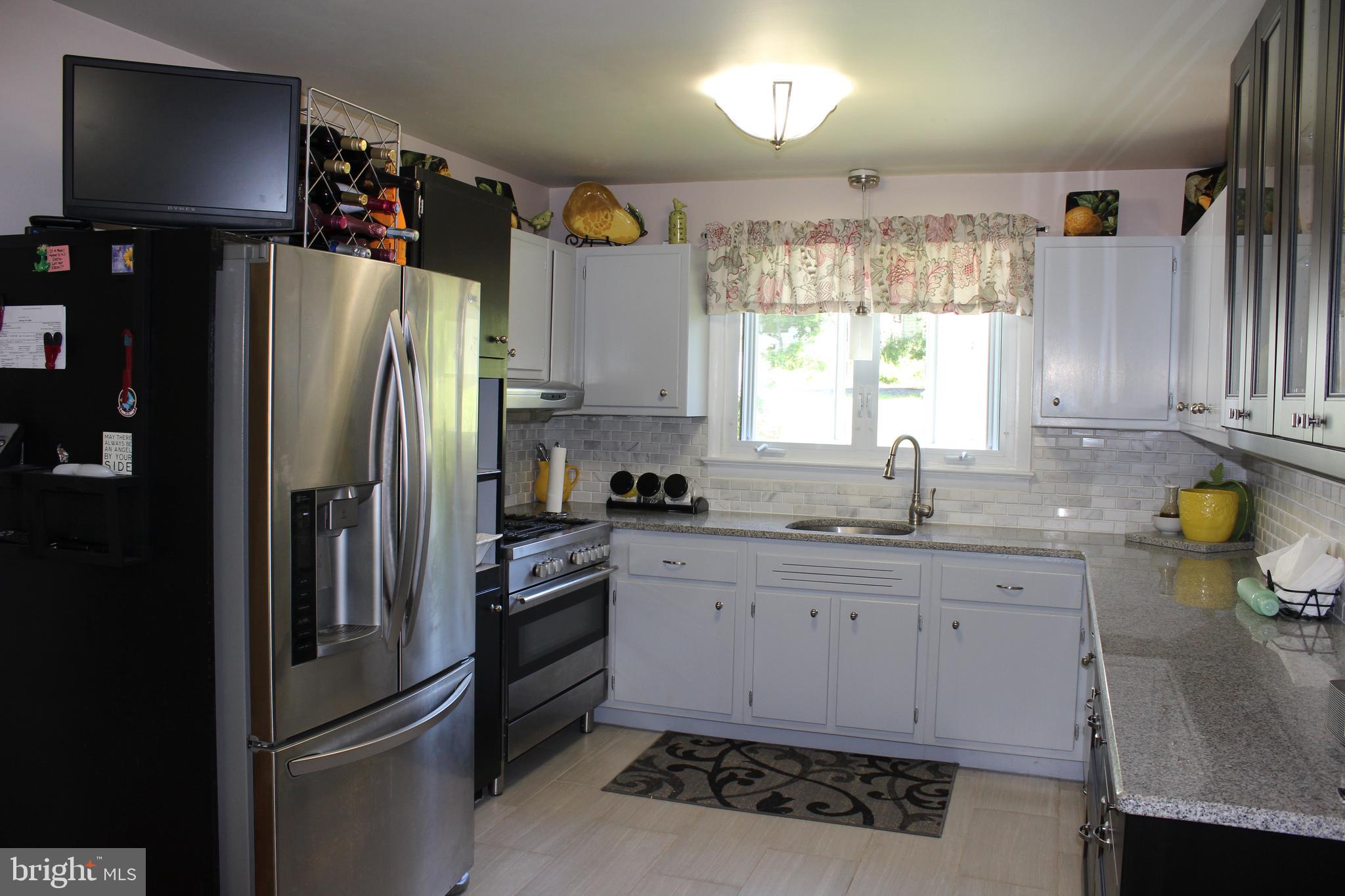 2137 Colony Road Jamison, PA 18929 - Photo 10 of 30