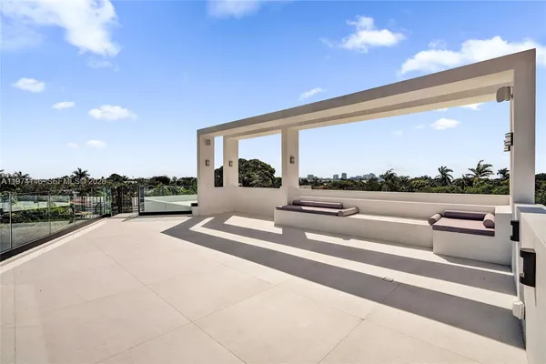 $7,495,000 | 1379 Northeast 104th Street, Miami Shores, FL 33138