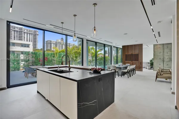 $7,495,000 | 1379 Northeast 104th Street, Miami Shores, FL 33138