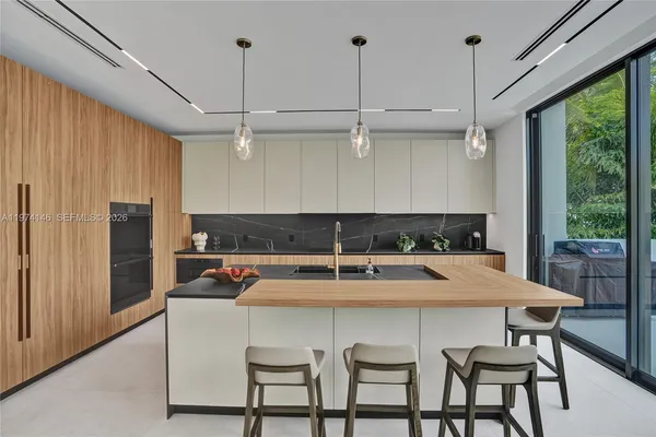 $7,495,000 | 1379 Northeast 104th Street, Miami Shores, FL 33138