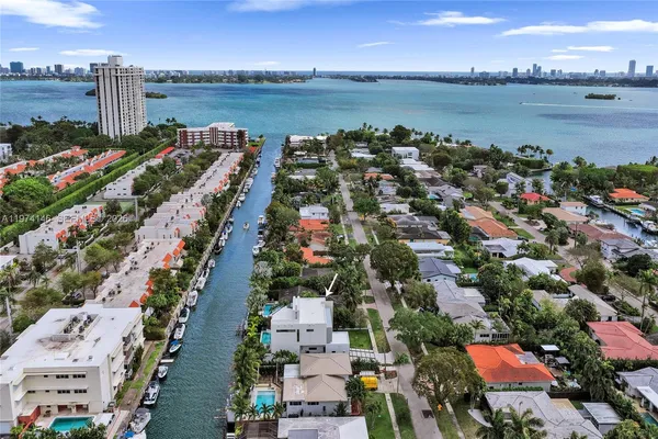 $7,495,000 | 1379 Northeast 104th Street, Miami Shores, FL 33138