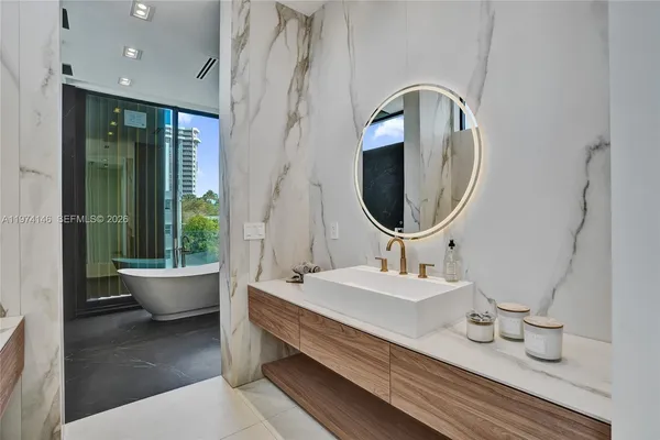 $7,495,000 | 1379 Northeast 104th Street, Miami Shores, FL 33138
