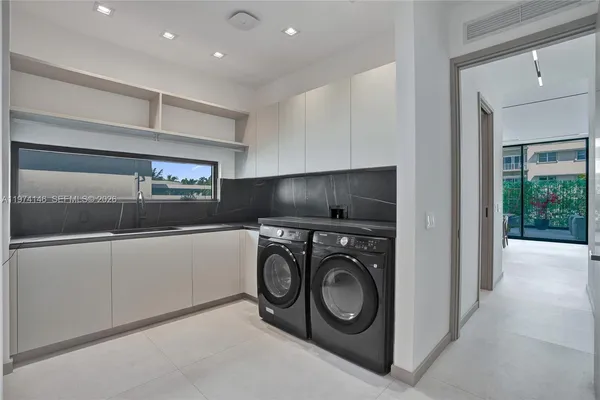 $7,495,000 | 1379 Northeast 104th Street, Miami Shores, FL 33138
