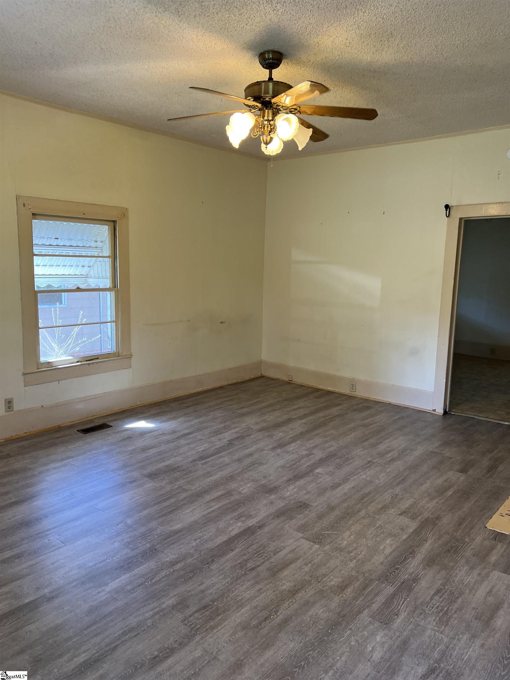 16 Reeves Street Enoree, SC 29335 - Photo 3 of 8