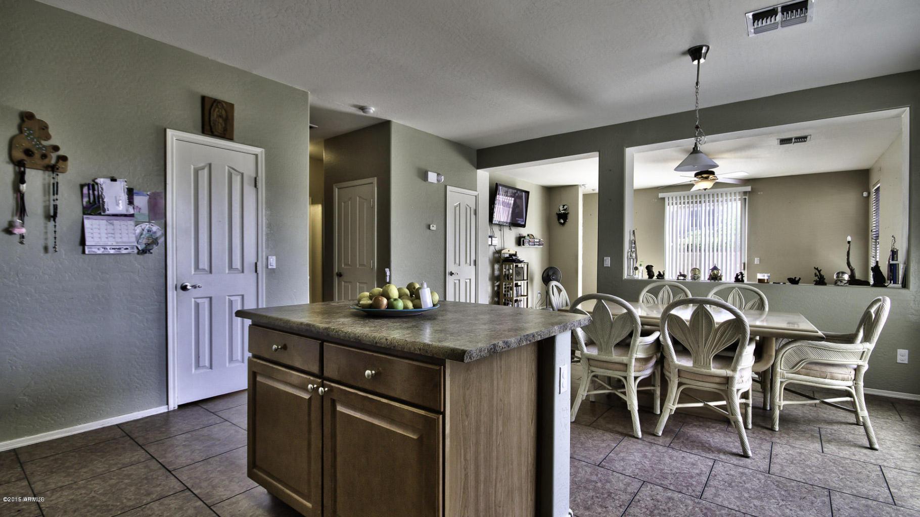 3107 West Alta Vista Road Phoenix, AZ 85041 - Photo 9 of 23 20150403160718552945000000-o