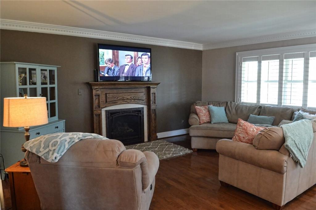 435 Chapel Road Aliquippa, PA 15001 - Photo 5 of 6 Gallery Image 5