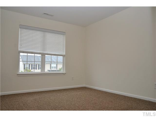 3511 Oneonta Avenue Raleigh, NC 27604 - Photo 9 of 12