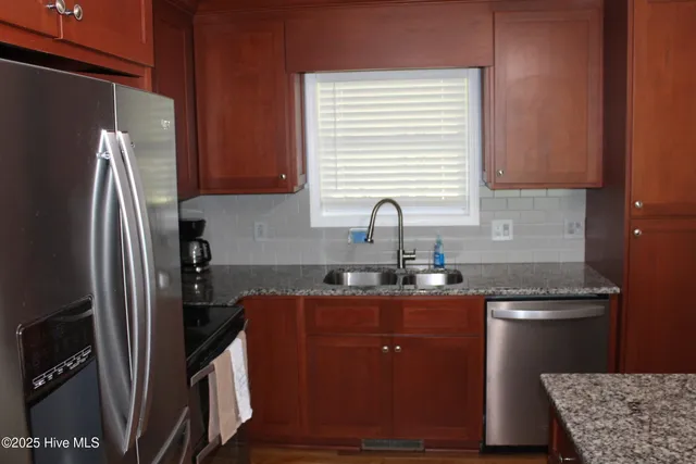 $374,900 | 6370 Honey Hill Road, Hallsboro, NC 28442