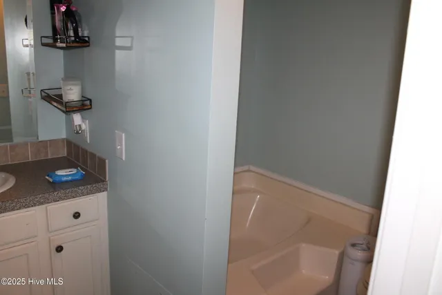 $374,900 | 6370 Honey Hill Road, Hallsboro, NC 28442