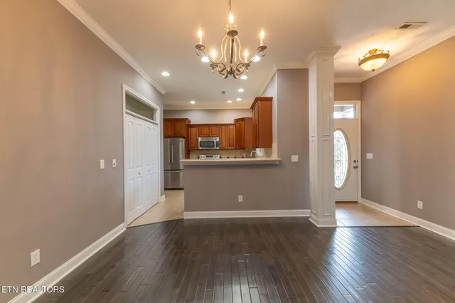 $469,900 | 2383 Mountain Drive, Lenoir City, TN 37772