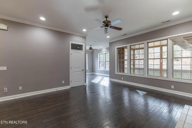 $469,900 | 2383 Mountain Drive, Lenoir City, TN 37772