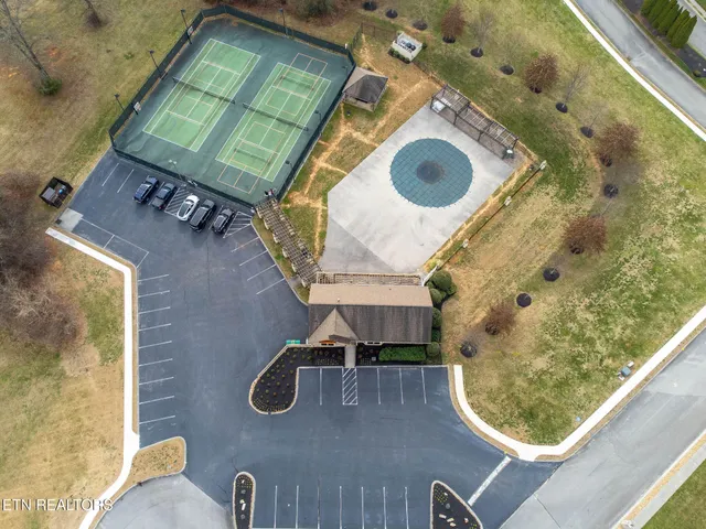 $469,900 | 2383 Mountain Drive, Lenoir City, TN 37772