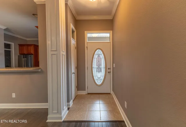 $469,900 | 2383 Mountain Drive, Lenoir City, TN 37772