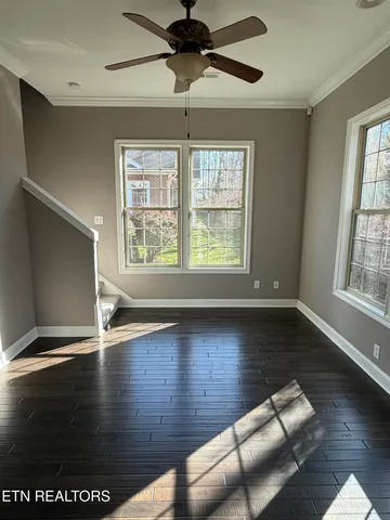 $469,900 | 2383 Mountain Drive, Lenoir City, TN 37772