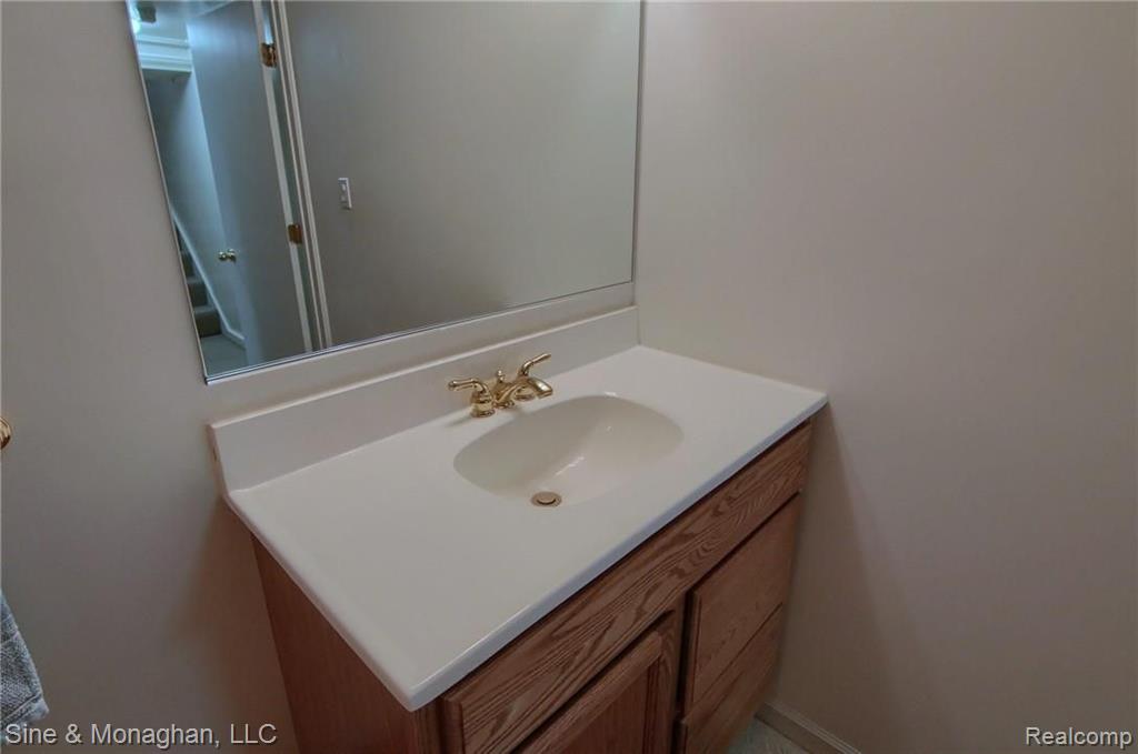 245 Vendome Road Grosse Pointe Farms, MI 48236 - Photo 34 of 42