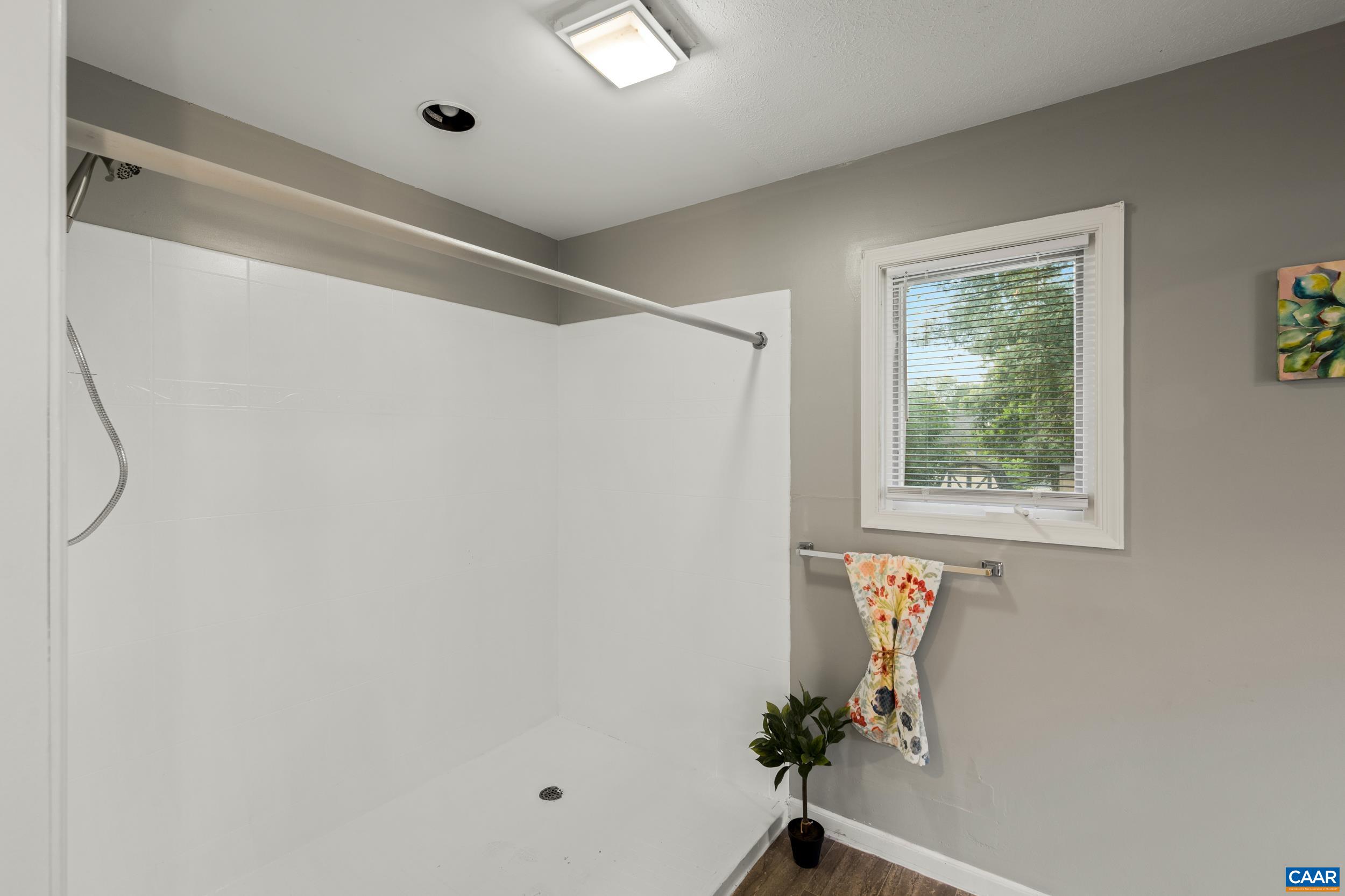 18 Fishersville Road Fishersville, VA 22939 - Photo 15 of 48 Gallery Image 15