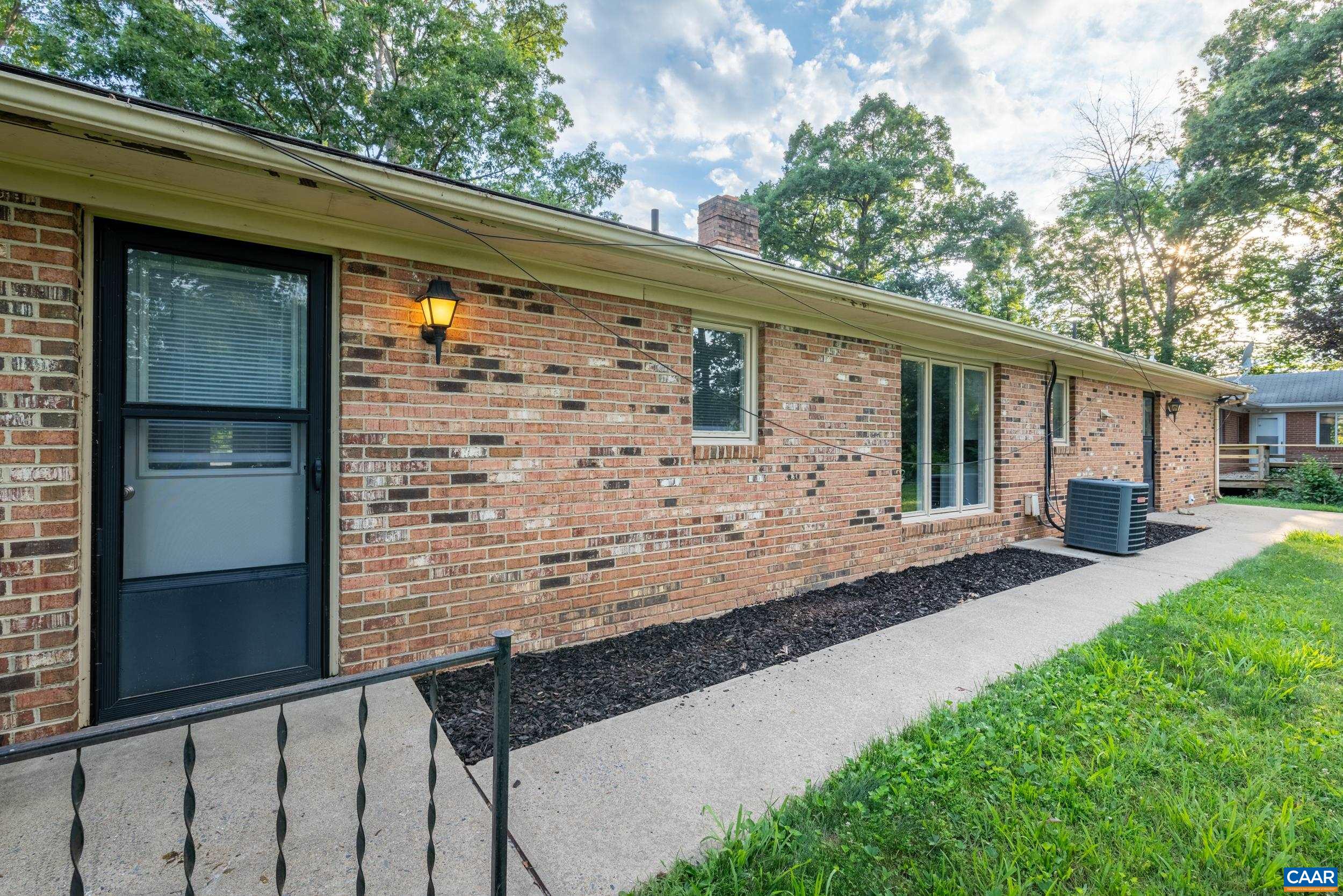 18 Fishersville Road Fishersville, VA 22939 - Photo 6 of 48 Gallery Image 6