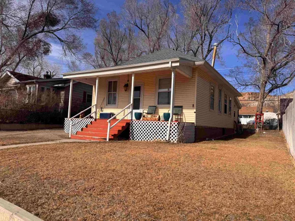 $210,000 | 424 West Railroad Avenue, Green River, WY 82935