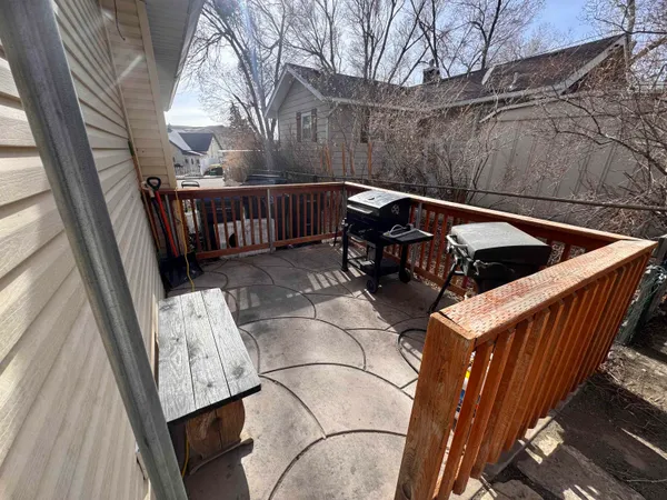 $210,000 | 424 West Railroad Avenue, Green River, WY 82935