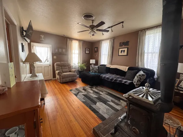 $210,000 | 424 West Railroad Avenue, Green River, WY 82935