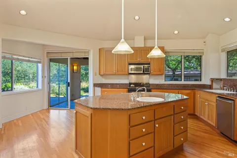 $1,350,000 | 251 Cavedale Road, Sonoma, CA 95476