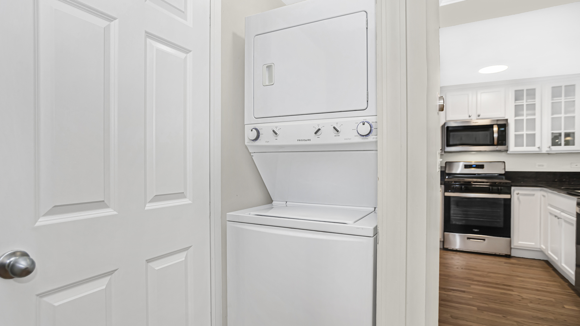 1405 West Rascher Avenue, Unit G Chicago, IL 60640 - Photo 12 of 14 Gallery Image 12