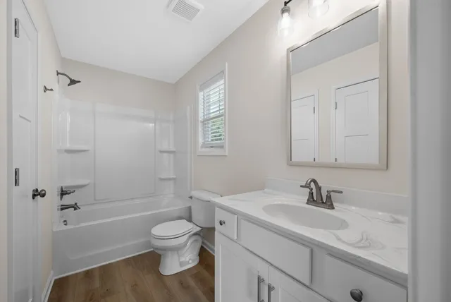 $1,495 | 178 Oak Street, Clarksville, TN 37042