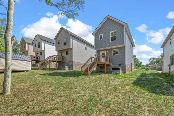 $1,495 | 178 Oak Street, Clarksville, TN 37042