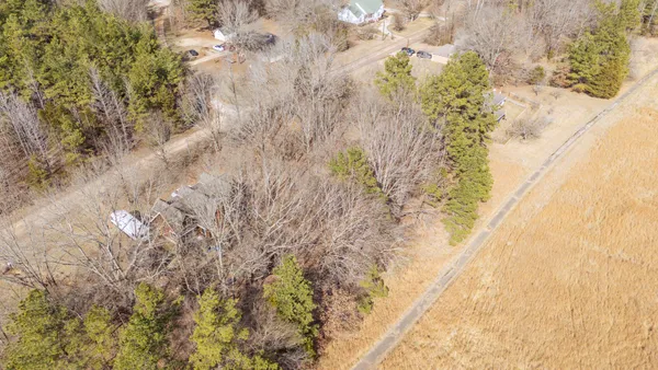 a view of a yard