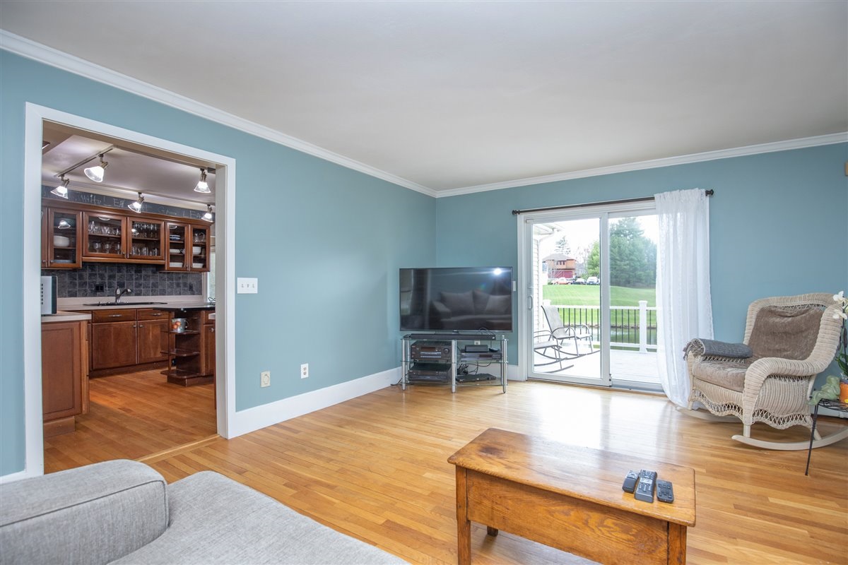 43 Haverhill Road Salem, NH 03079 - Photo 14 of 40