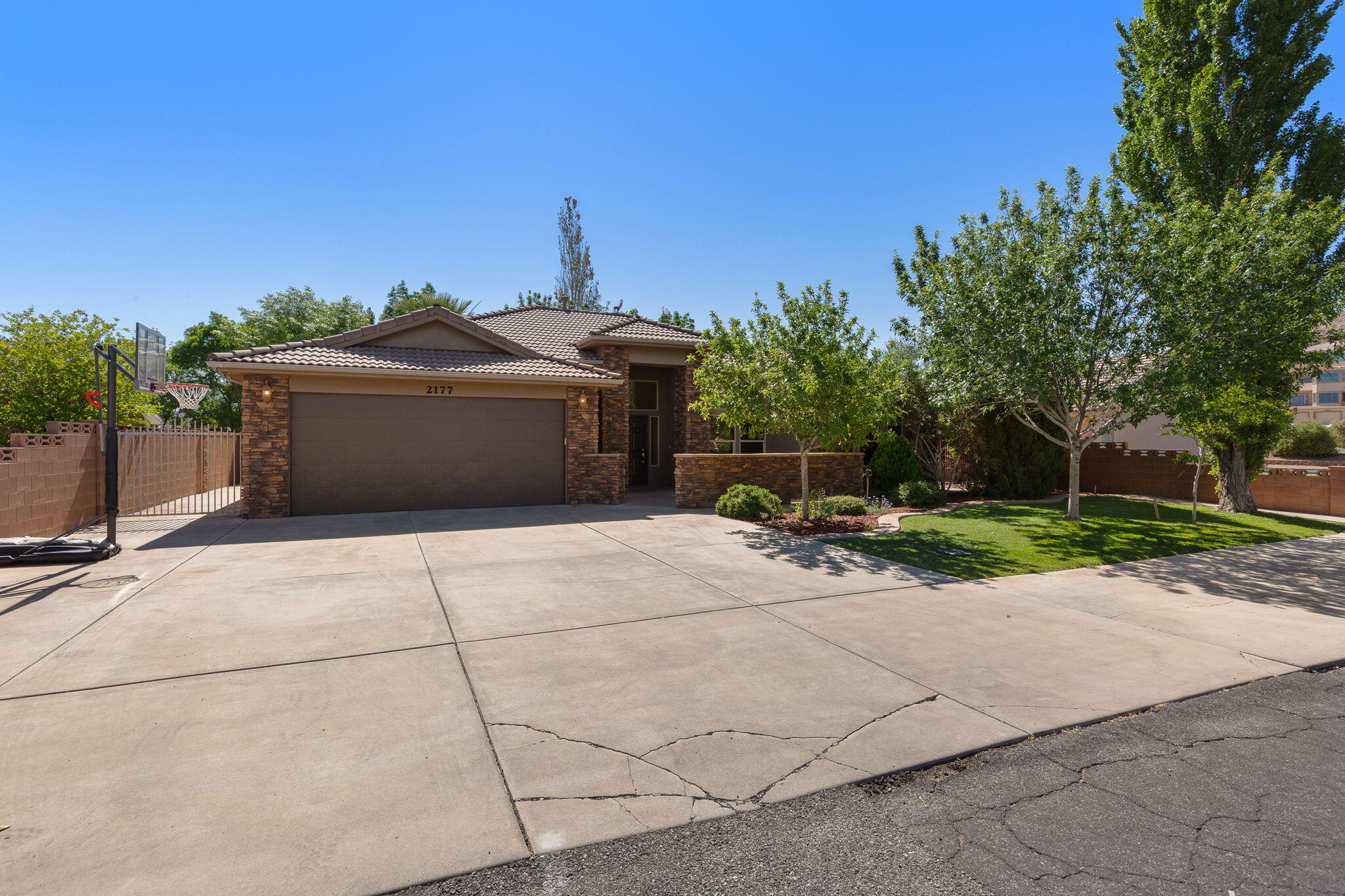 2177 Allison Row St. George, UT 84790 - Photo 3 of 32 17-web-or-mls-2177 Allison Row-68