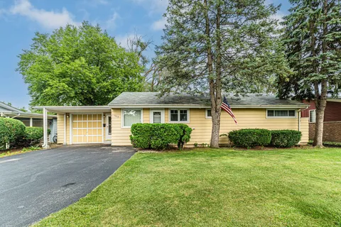$399,900 | 1417 North Wilke Road, Arlington Heights, IL 60004