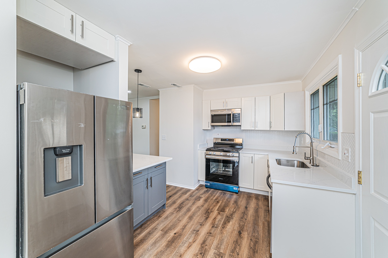 1417 North Wilke Road Arlington Heights, IL 60004 - Photo 4 of 14