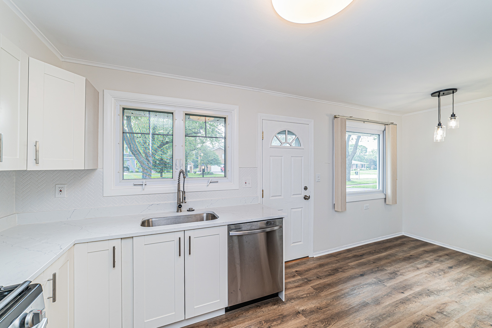 1417 North Wilke Road Arlington Heights, IL 60004 - Photo 5 of 14