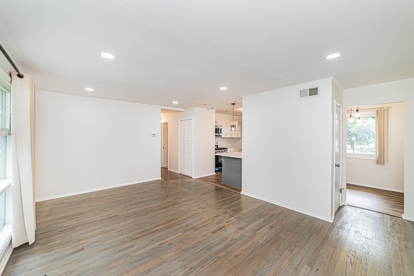 1417 North Wilke Road Arlington Heights, IL 60004 - Photo 6 of 14