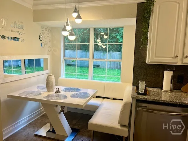 $430,000 | 247 Stonebridge Drive, Savannah, GA 31410