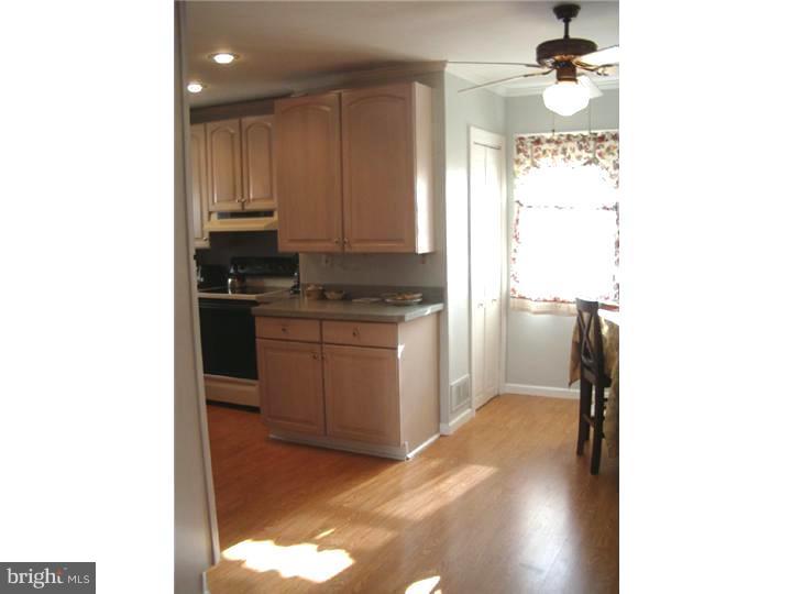 31 Upland Road Brookhaven, PA 19015 - Photo 14 of 25 Breakfast Room