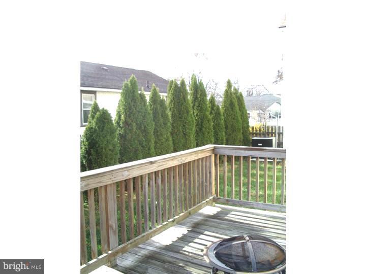 31 Upland Road Brookhaven, PA 19015 - Photo 7 of 25 View