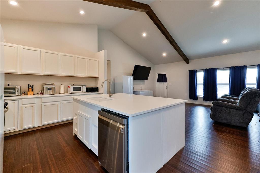 3432 Old Town Road Whitesboro, TX 76273 - Photo 3 of 34