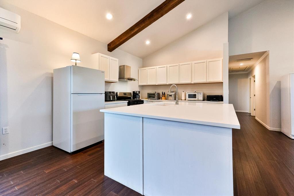 3432 Old Town Road Whitesboro, TX 76273 - Photo 4 of 34